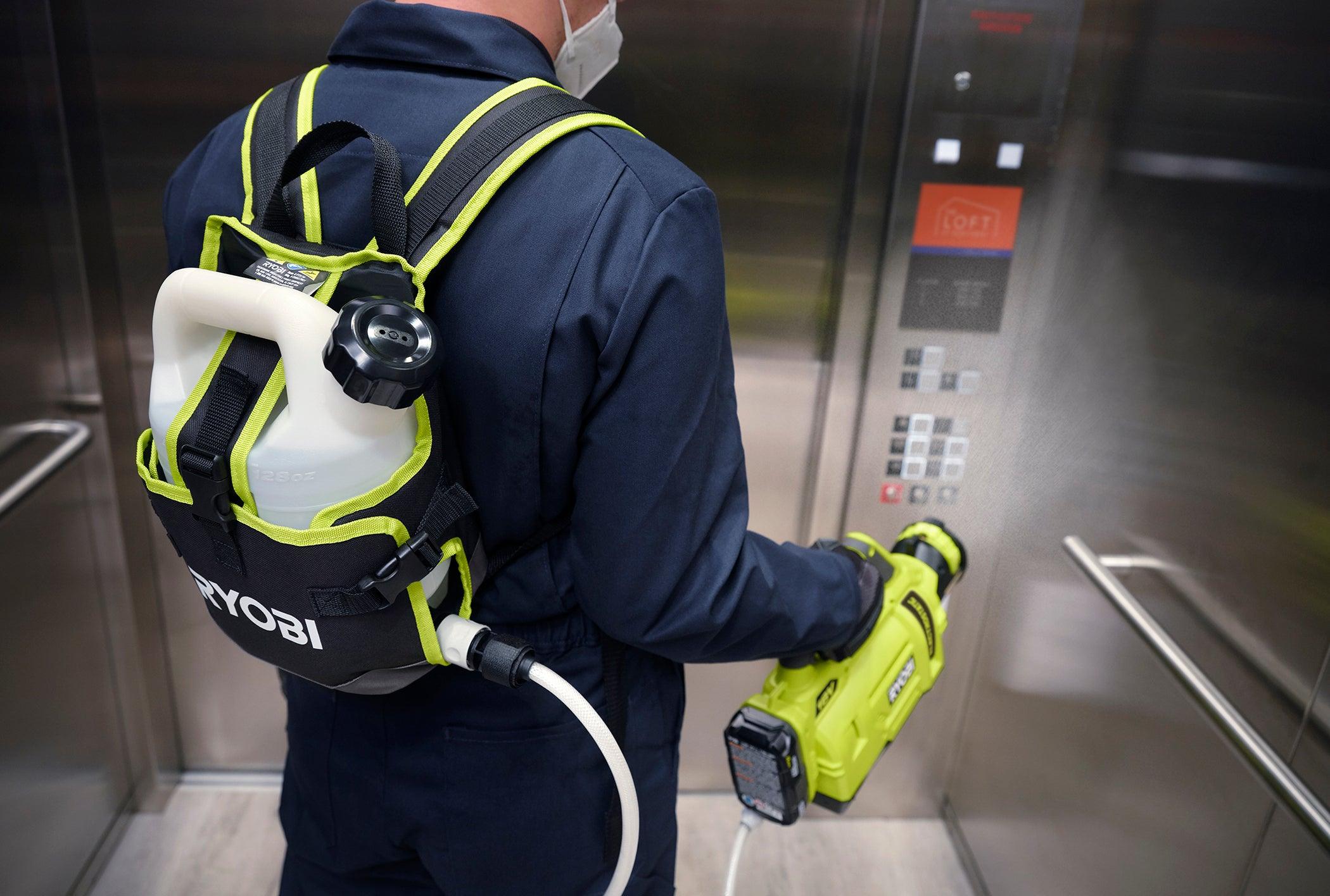 2022新款美國Ryobi 18V ONE+ 無繩靜電噴霧機 1 加侖+ 2.0 Ah*2電池充電器帶背包套裝(現貨) RYOBI 良明(美行)