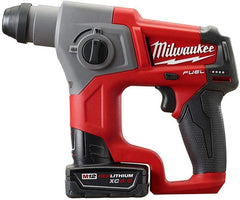 美版Milwaukee M12 FUEL 2416-21XC 12v無刷無繩 5/8 英寸 SDS-Plus 旋轉錘單電4.0AH*1套裝(新品預購) MILWAUKEE美沃奇(美行)